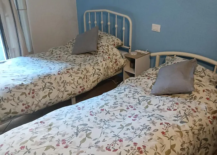 La Petite Maison Fleur *